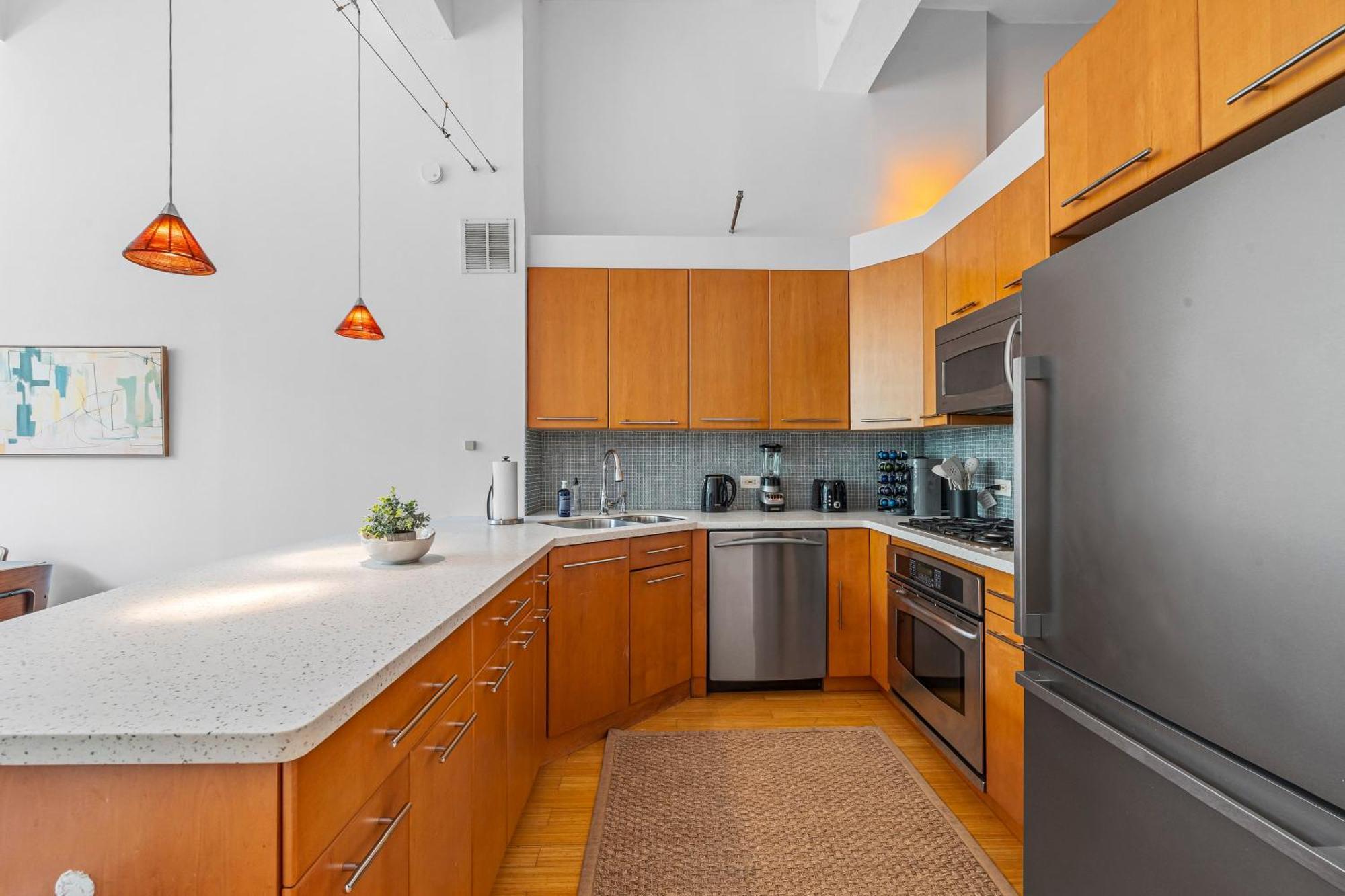 Barrow By Rove Travel 1br Loft With Shared Roof Apartment